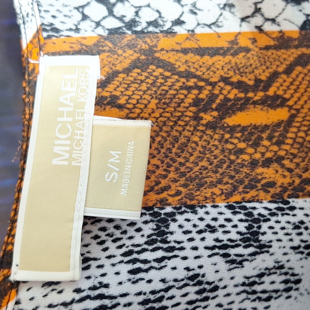 Micheal Kors Poncho style blouse - Picture 6 of 7